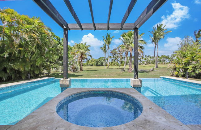 Golf Villa in Bavaro - Pool, Jacuzzi, Staff - Foto 27