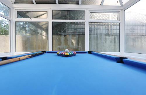 Hollybush Place By N And N Stays Ltd, Perfect for Contractors and Workers, Large Private Driveway for Work vans And Vehicles, Great Location and Fast Wifi - Foto 41