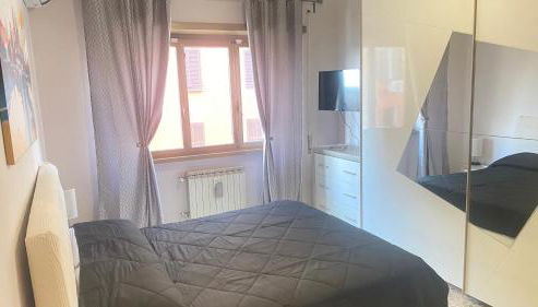 Flat con balcone "Roma Città Aperta" - Foto 2, wardrobe