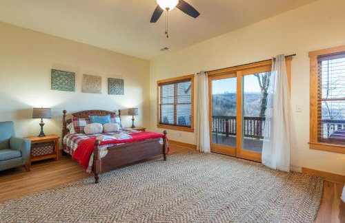 Wolf's Den~Views~Hot Tub~Home Theater~Hatley Ski! - Foto 47