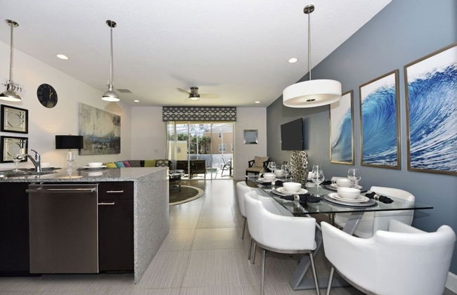 Beautiful 3-bed Villa 10 Minutes From Disney-17440 Serenity Resort 3 Bedroom Townhouse by RedAwning - Foto 18