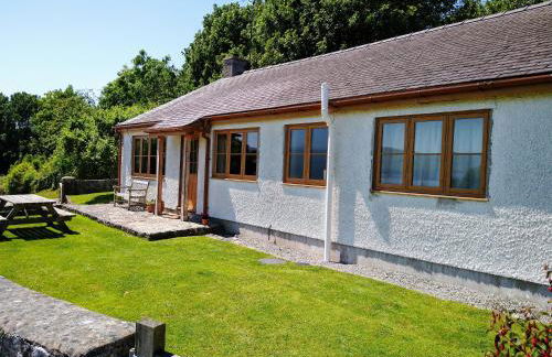 Llinos Cottage - Photo 2