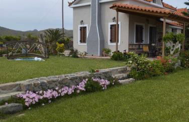 Κτήμα Κουρλή - Photo 1