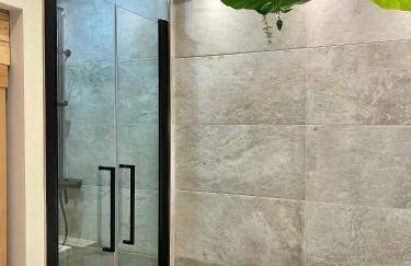 Spa - Sauna privatif plein centre - Photo 12