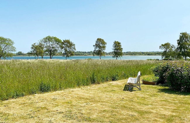 6 Person Holiday Home in Aeroskobing - Foto 11