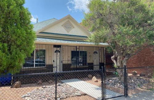 Big Family, Close to All, duplex A and B Downtown UTEP Hospitals - Foto 28