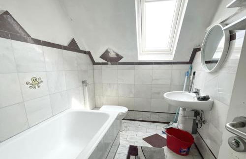 Cozy Apartment in Duisburg - Photo 19