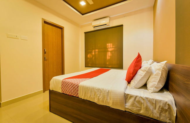 OYO 14271 Modern Studio Near Lulu Mall - Foto 14