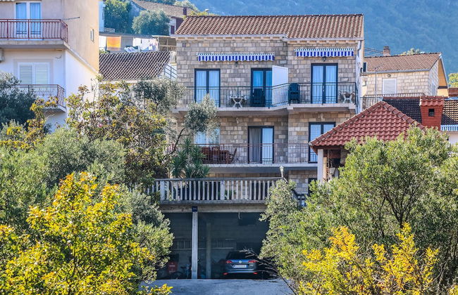 Apartment in Trpanj with terrace - Photo 1