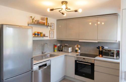 Paradigm House, Modern 2-Bedroom Duplex Apartment 2, Free Parking, Oxford - Foto 9