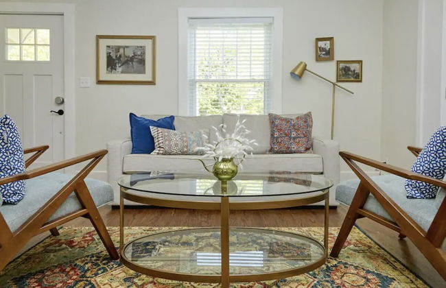 Beautiful 5BR Close to Downtown!Prime Derby House! - Foto 1