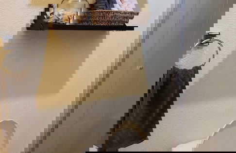 Beautiful Condo With Pool and Close to the Beach - Foto 6