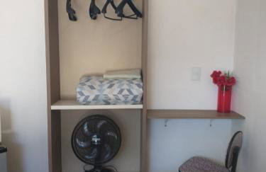 Kitnet espaçosa e bem localizada - Próximo ao lago e centro de eventos - Foto 9