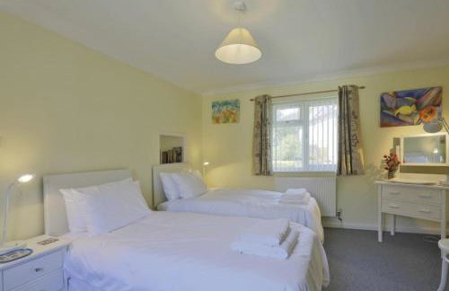 Sparrows, Wangford nr Southwold - Photo 9