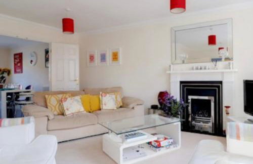 Norwich City Large Modern Home - Foto 1