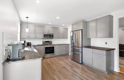 Pet-Friendly Saratoga Home with Fire Pit & Deck - Photo 5