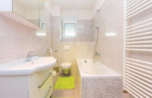 Big White apartment - Photo 20