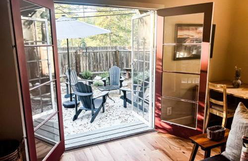 The Nest Serene Sanctuary w Hot Tub Fireplace Grill Hammock Outdoor Fire Feature Fully Fenced Yard AC Pets Ok - Foto 59