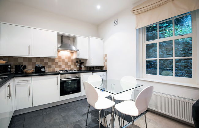 Apartment 2 The Grove - Photo 11