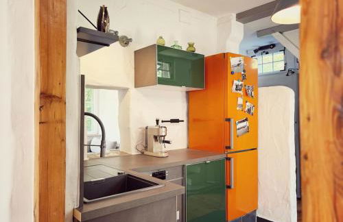 Denkmalgeschütztes Häuschen mit Schwimmteich - Foto 25