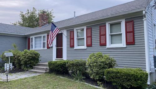 A Cozy Cape house steps to Restaurants & Beaches ~1.4 miles down scenic roads - Foto 3