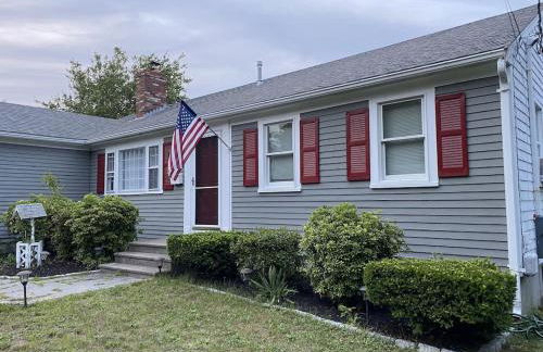 A Cozy Cape house steps to Restaurants & Beaches ~1.4 miles down scenic roads - Foto 3