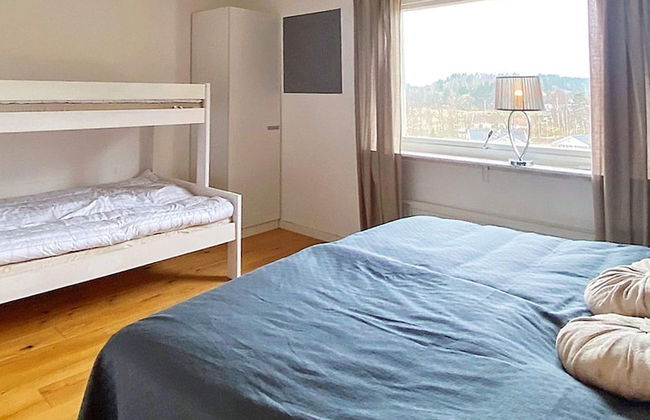 7 Person Holiday Home in Hjalteby - Photo 2