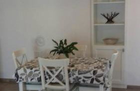 Apartment Nena- apartman sa posebnim ulazom u prizemlju, terasom i zelenom okućnicom - Foto 9