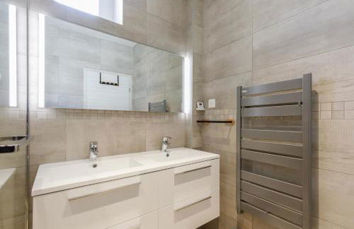 Modern Jaurès-Center-Clim-Wifi-Festival - Photo 16