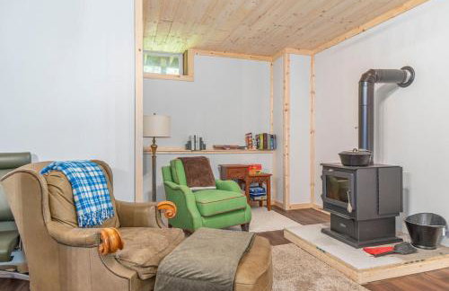 Secluded Cabin with Quality Furnishing and Hot Tub - Foto 45