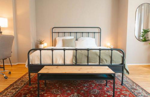 K15 Cozy, Unique & Spacious 3-Room Apartment with Balcony or Single Room by LIPA - Foto 14