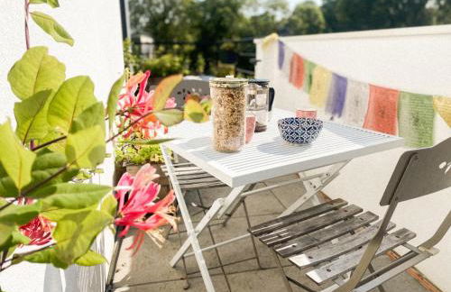 L'Olympique: appartement cosy, vue canal grande terrasse et parking - Foto 4