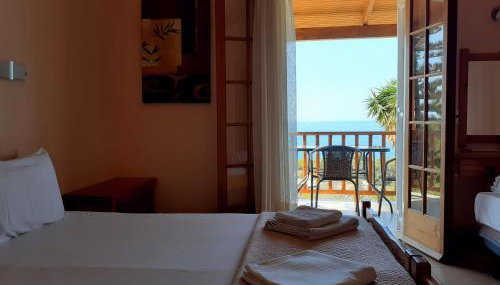 Mediterranean Studios - Photo 5