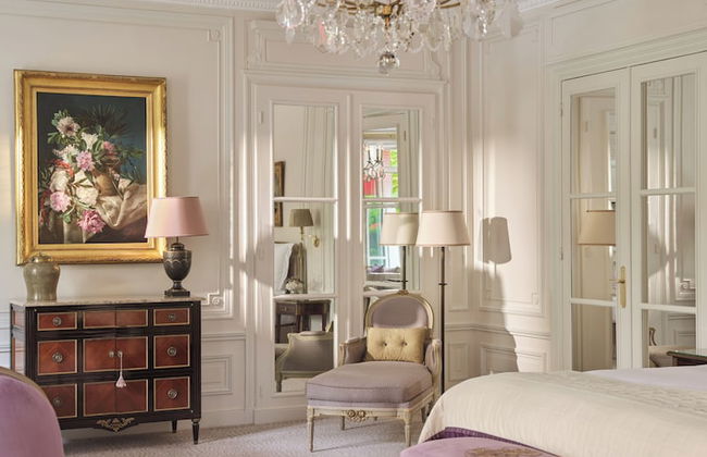 Hôtel Plaza Athénée - Dorchester Collection - Foto 39