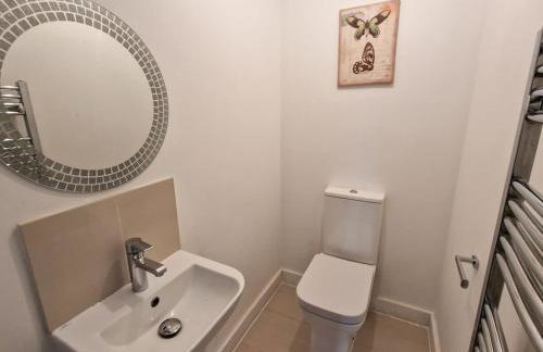 4 Bed Home in Altrincham by City SuperHost - Foto 10