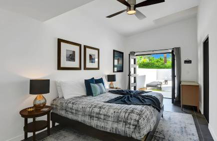 Modern Oasis w/ Pool, Patio Lounge, & Mountain Views Palo Verde by Avantstay - Foto 31