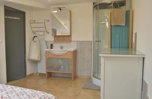 Gîte Kerlosvézan - Cocon de charme rénové & 5mn Mer et GR34 - Foto 33