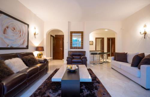 El Rosario large villa w heated pool - Foto 10