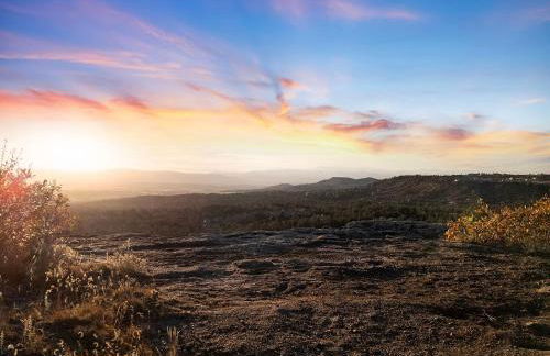 The KingDome - A Unique, Royal Experience with Hot Tub, Rooftop and Views - Foto 3