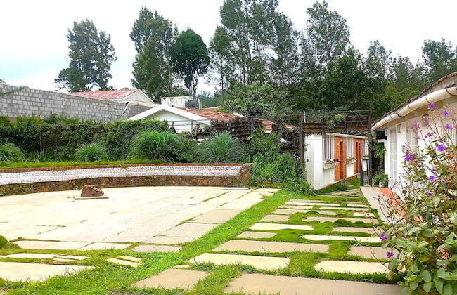 iSTAYS The Colonial Villa Yercaud - Foto 42