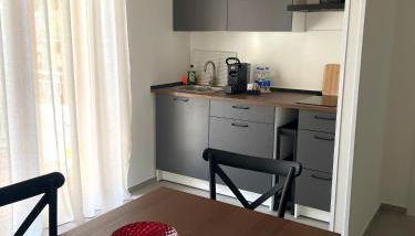 Urban Travelers Apartments - Foto 2, stove