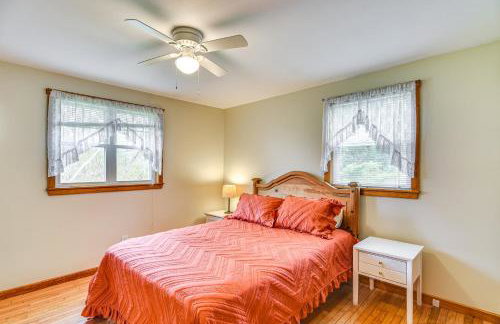 6 Mi to Beach Family Home in Little Compton! - Foto 17