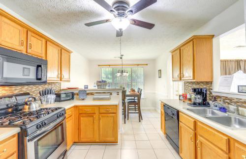 Home with Dog-Friendly Yard in Quiet Atlanta Suburb - Foto 10