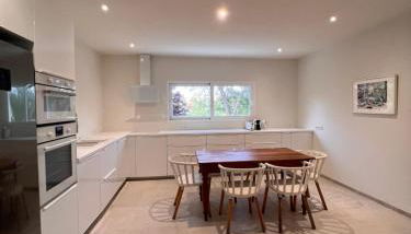 Villa en zona Playa D'en Bossa con gran piscina - Foto 5