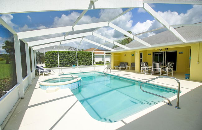Beautiful & Sunny Pool With Golf View 4 Bedroom Home by RedAwning - Foto 18