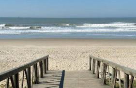 Apto ideal entre Aeroporto, a Praia e o Beto Carrero - Photo 20