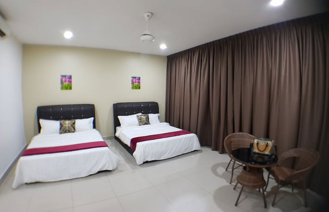 Euzmo Residences at Trefoil - Foto 18