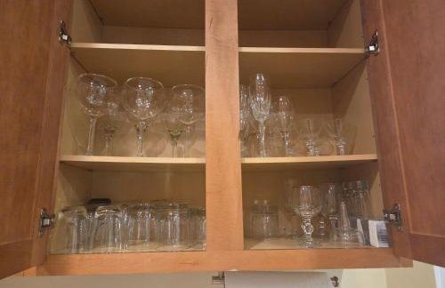 Modern & Luxurious 3 Bdrm 2.5 Bath Townhome - Foto 30