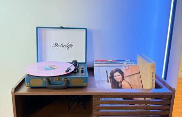 Vibing Hudson Retreat Pet-Friendly w Hot Tub - Foto 21