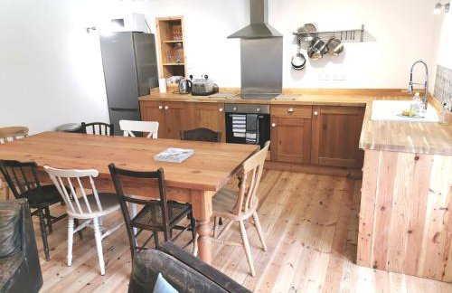 THE OLD RECTORY GLEBE HOUSE in Jacobstow 10 mins to Widemouth bay and Crackington Haven,15 mins Bude,20 mins tintagel, 27 mins Port Issac - Foto 3